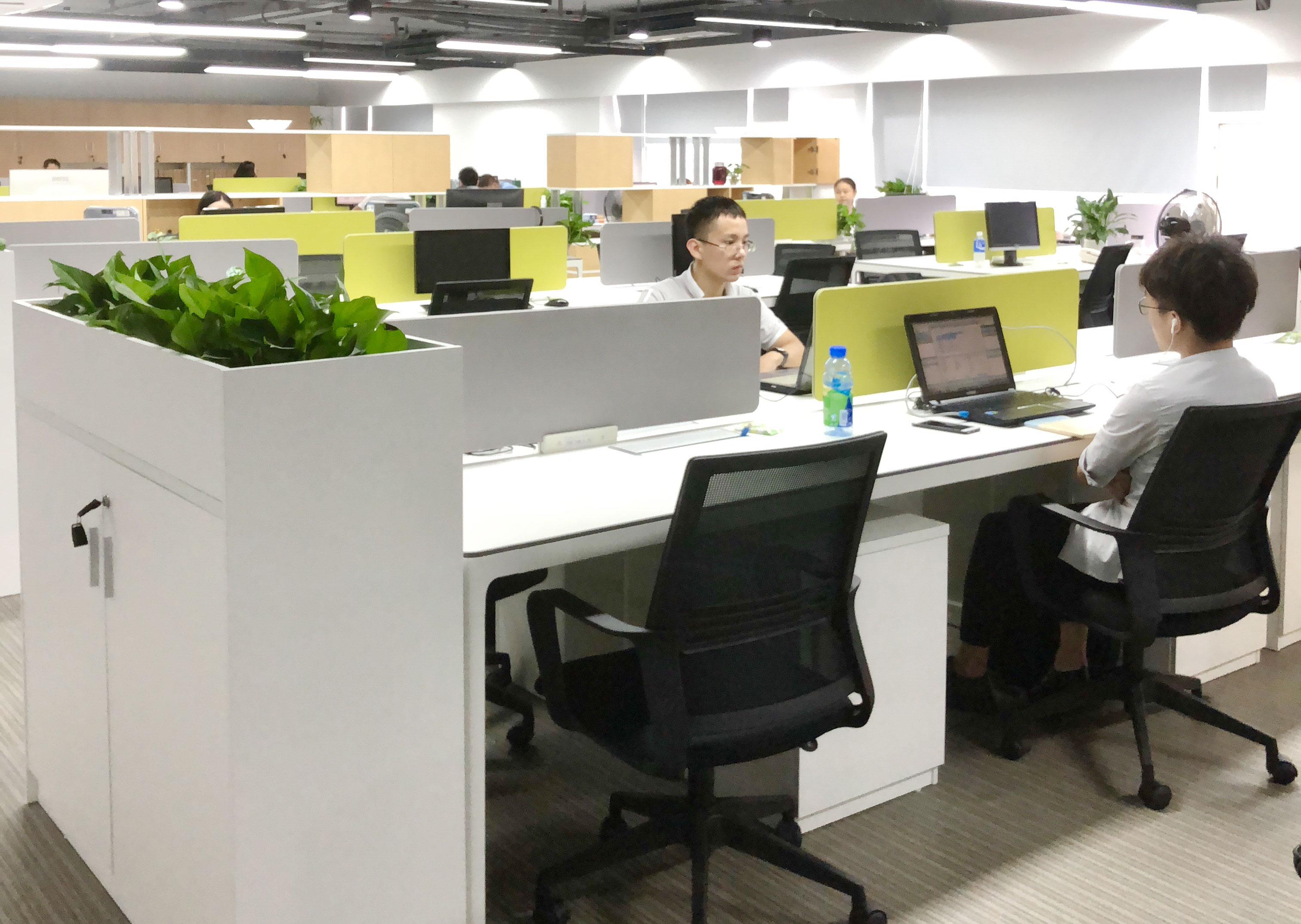 GEMSTAR engineering floor